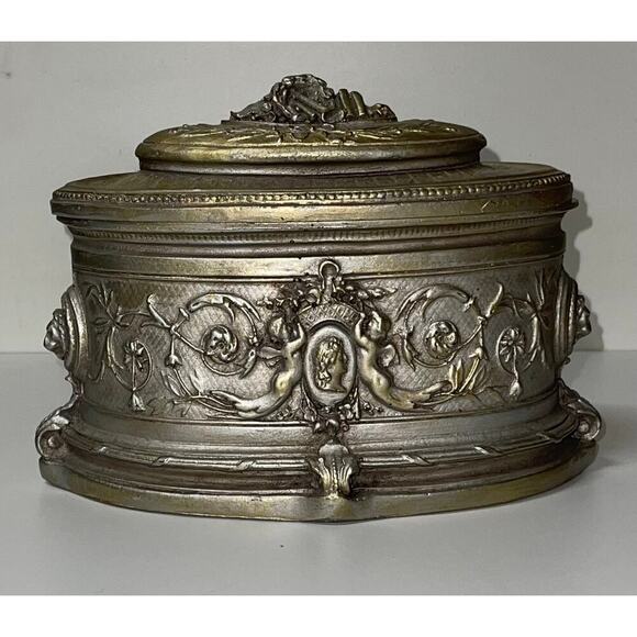 Elegant Gold Hinged Box Large and Heavy  Top quality - Picture 5 of 6